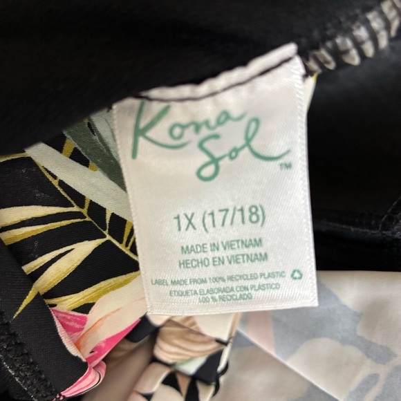 Kona Sol Floral Print Women's Swim Tankini  Top Size 1X - Picture 7 of 10